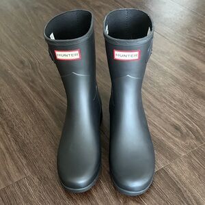 Hunter Original Short Rain Boots with Shearling Foot 7